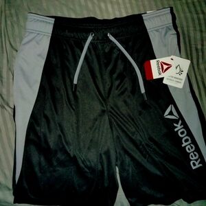 Brand New/Never Worn/w tags/M/M/M (2)Reebok (Slim 9" Slim 23cm)